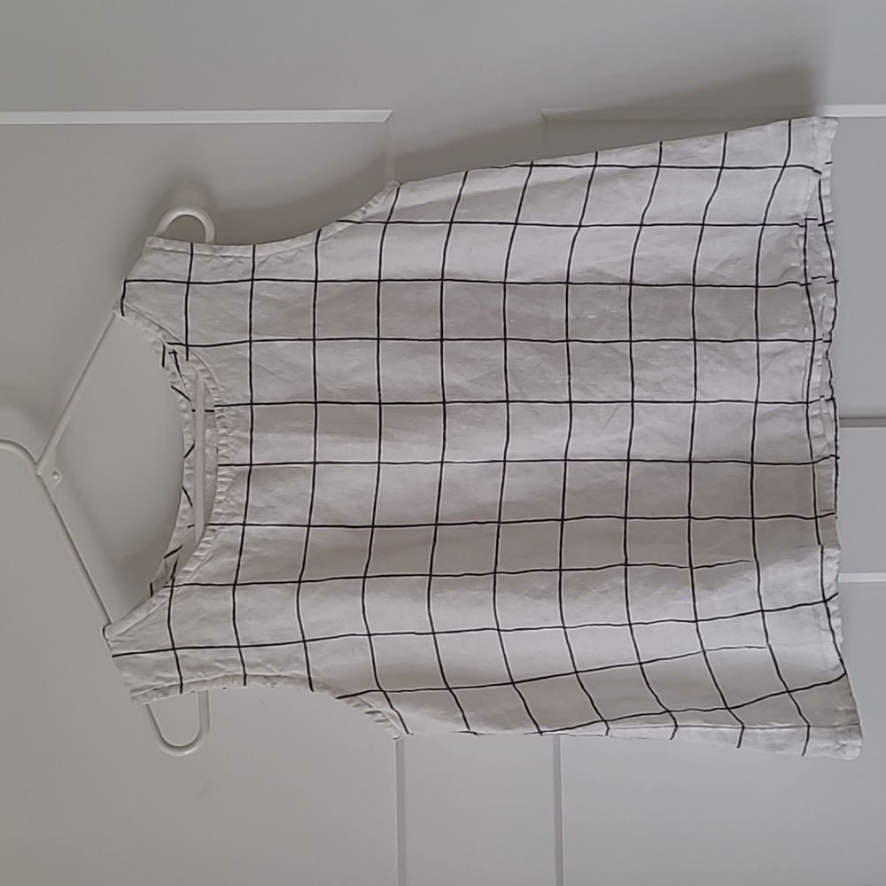 notPERFECTLINEN White Grid Linen Tank Top
